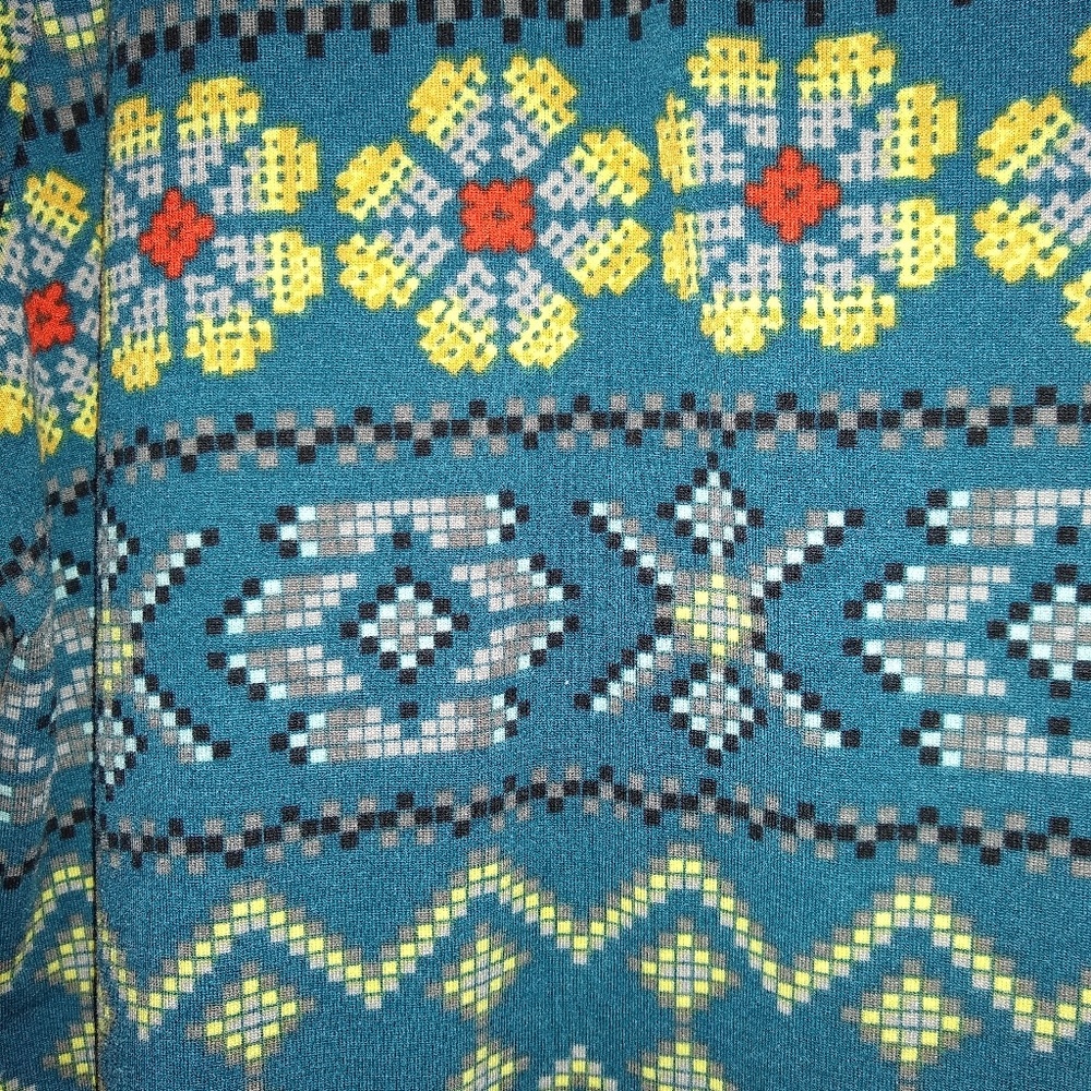 Lularoe Perfect Tee Size XL, Beautiful!